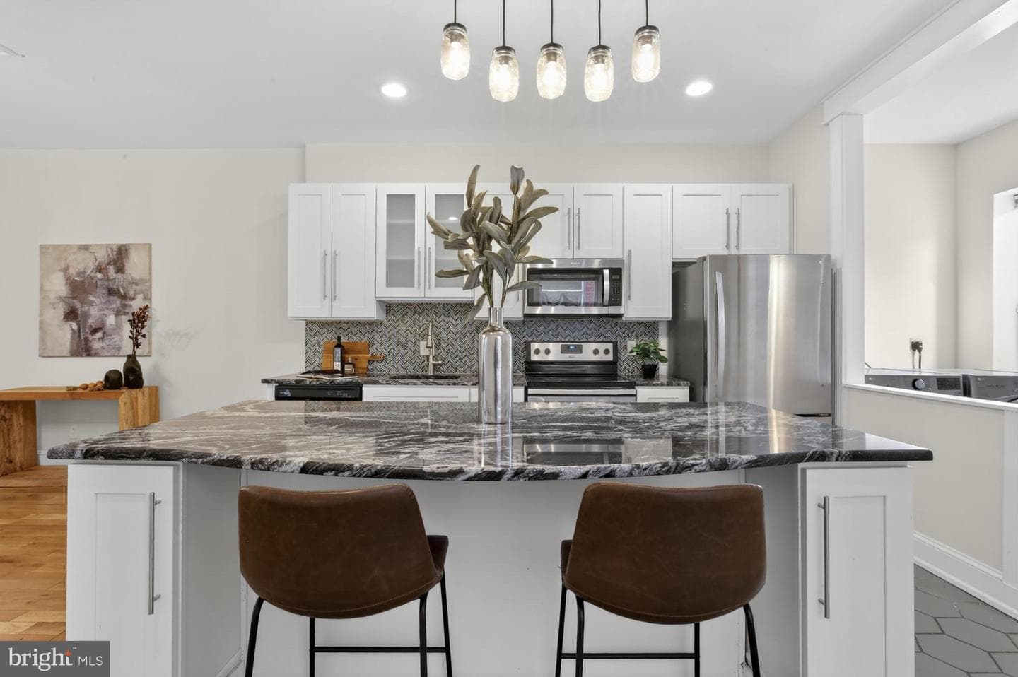 5224 Catharine Street photo 16