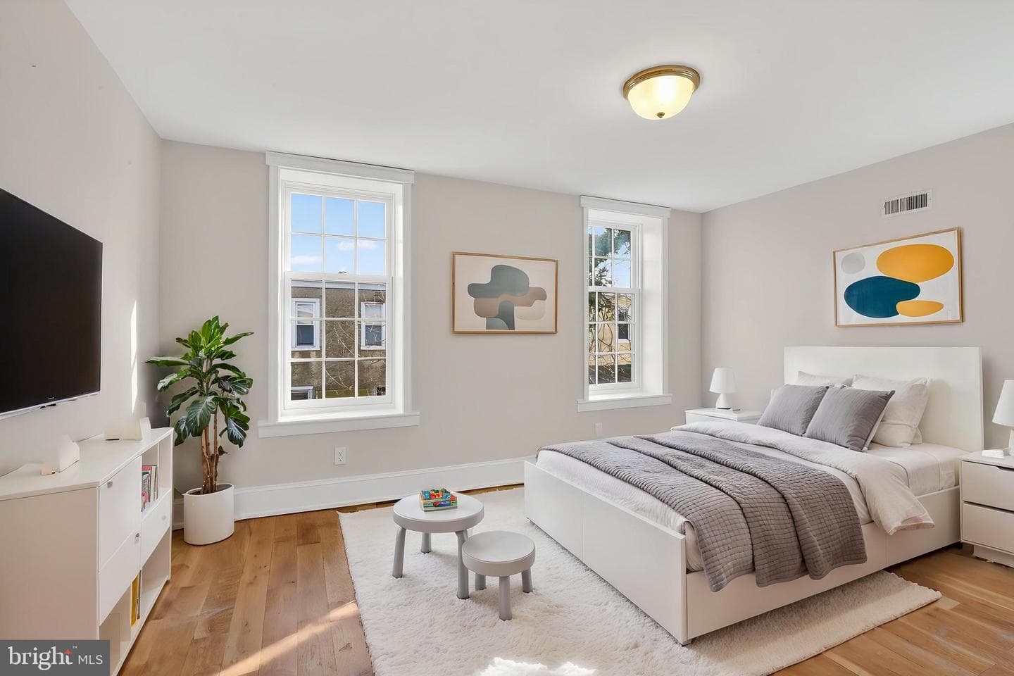 5224 Catharine Street photo 31