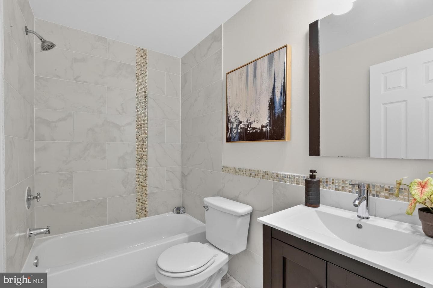5224 Catharine Street photo 35