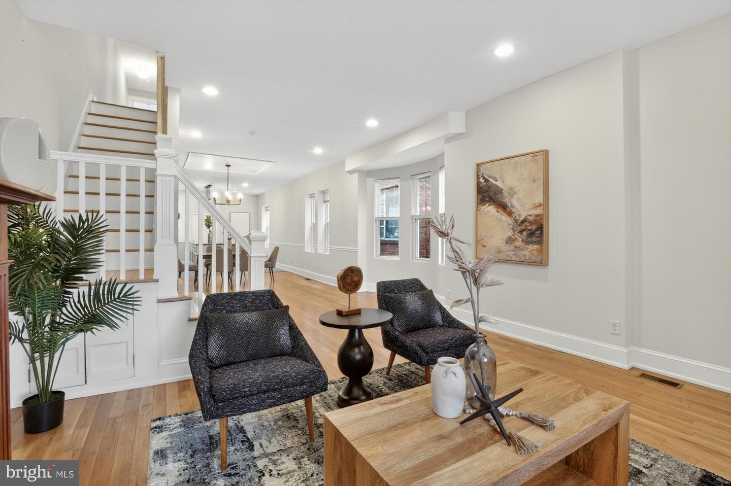 5224 Catharine Street photo 7