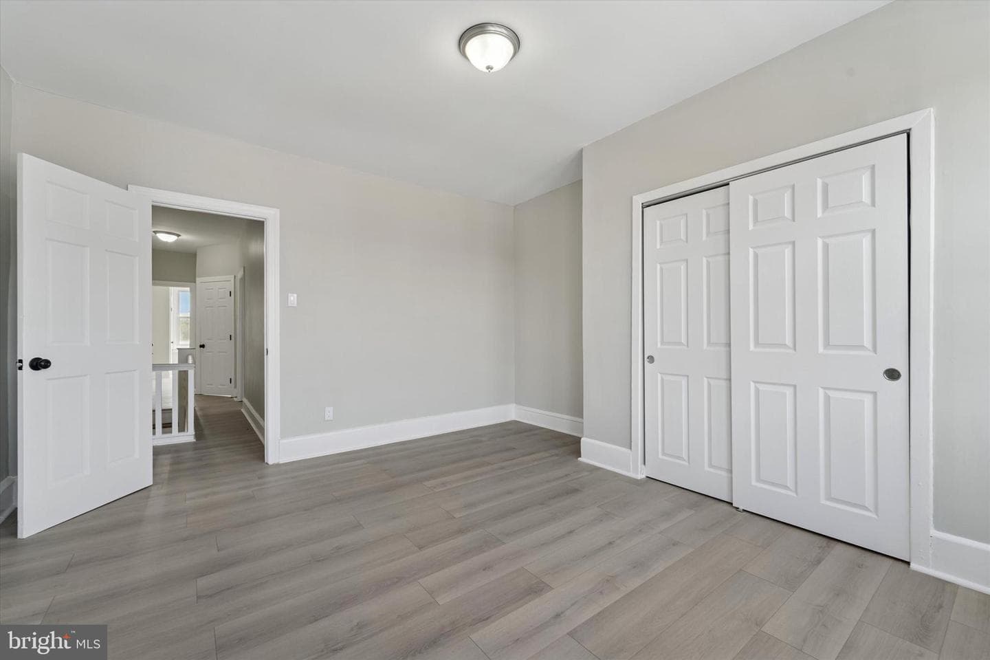 2865 Jasper Street photo 8