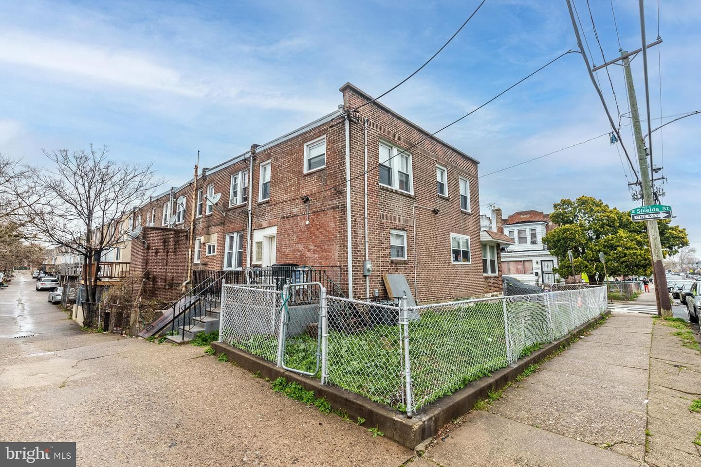 2660 S Shields Street photo 21