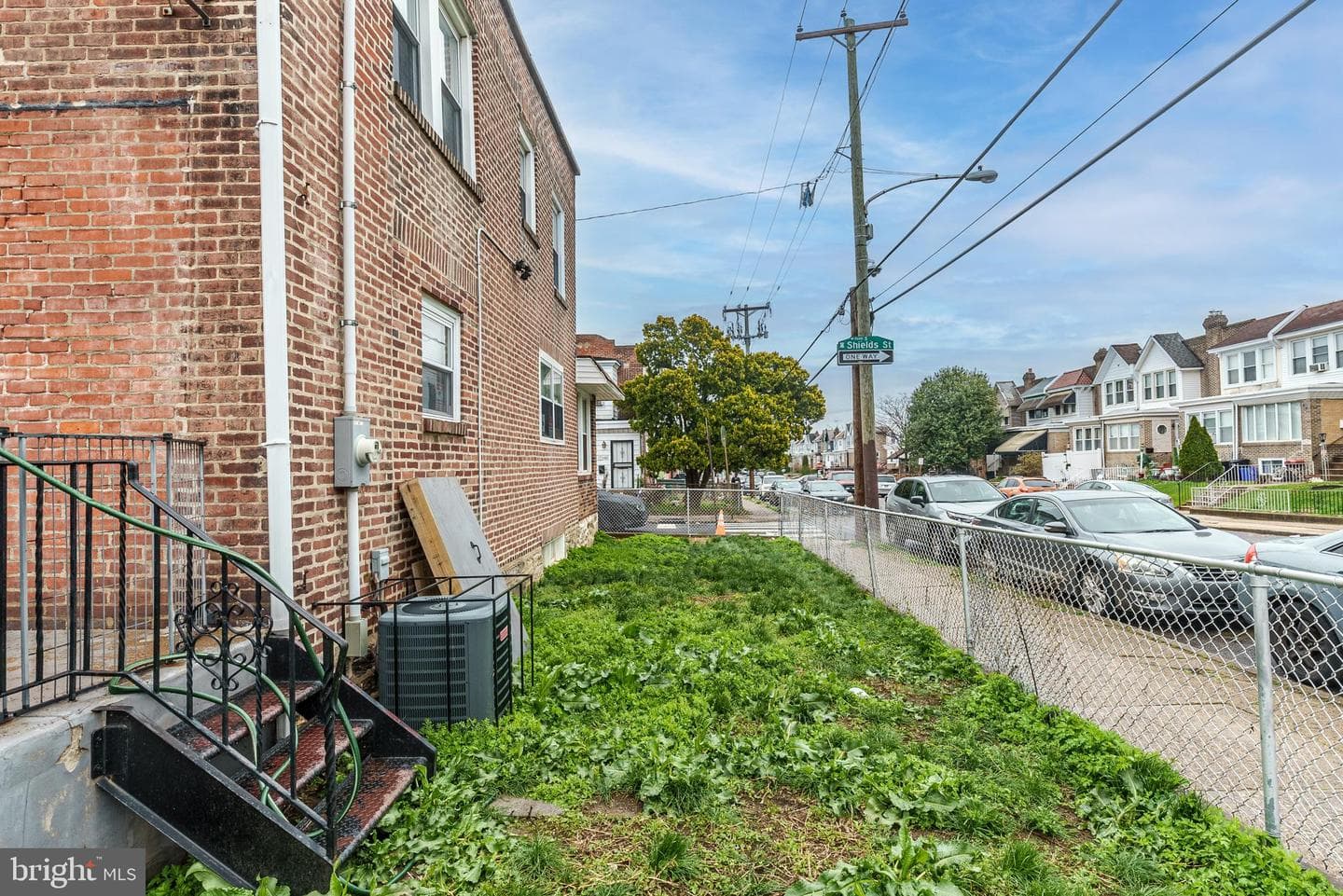 2660 S Shields Street photo 22