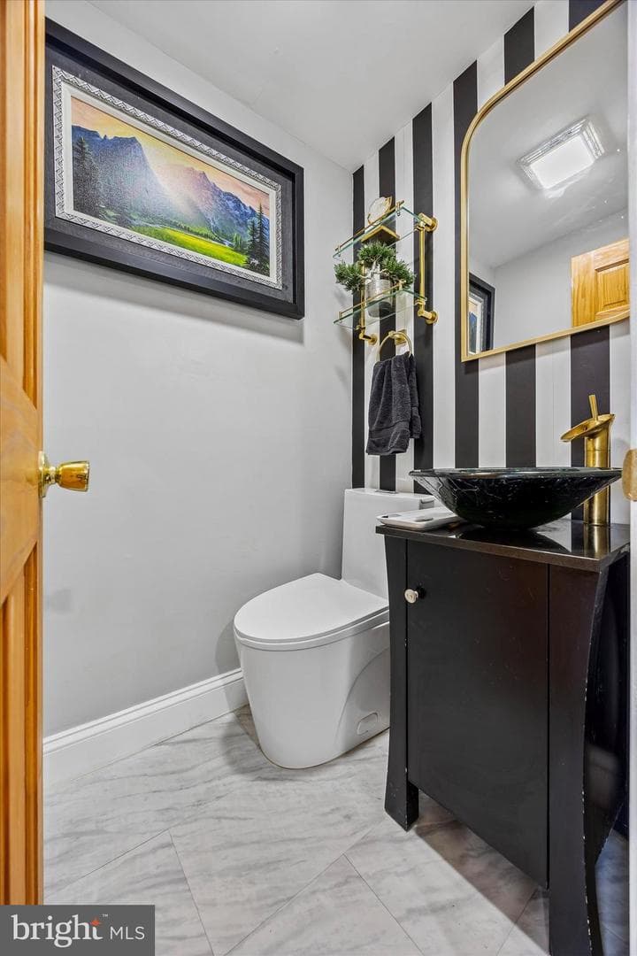 145 Conarroe Street photo 12