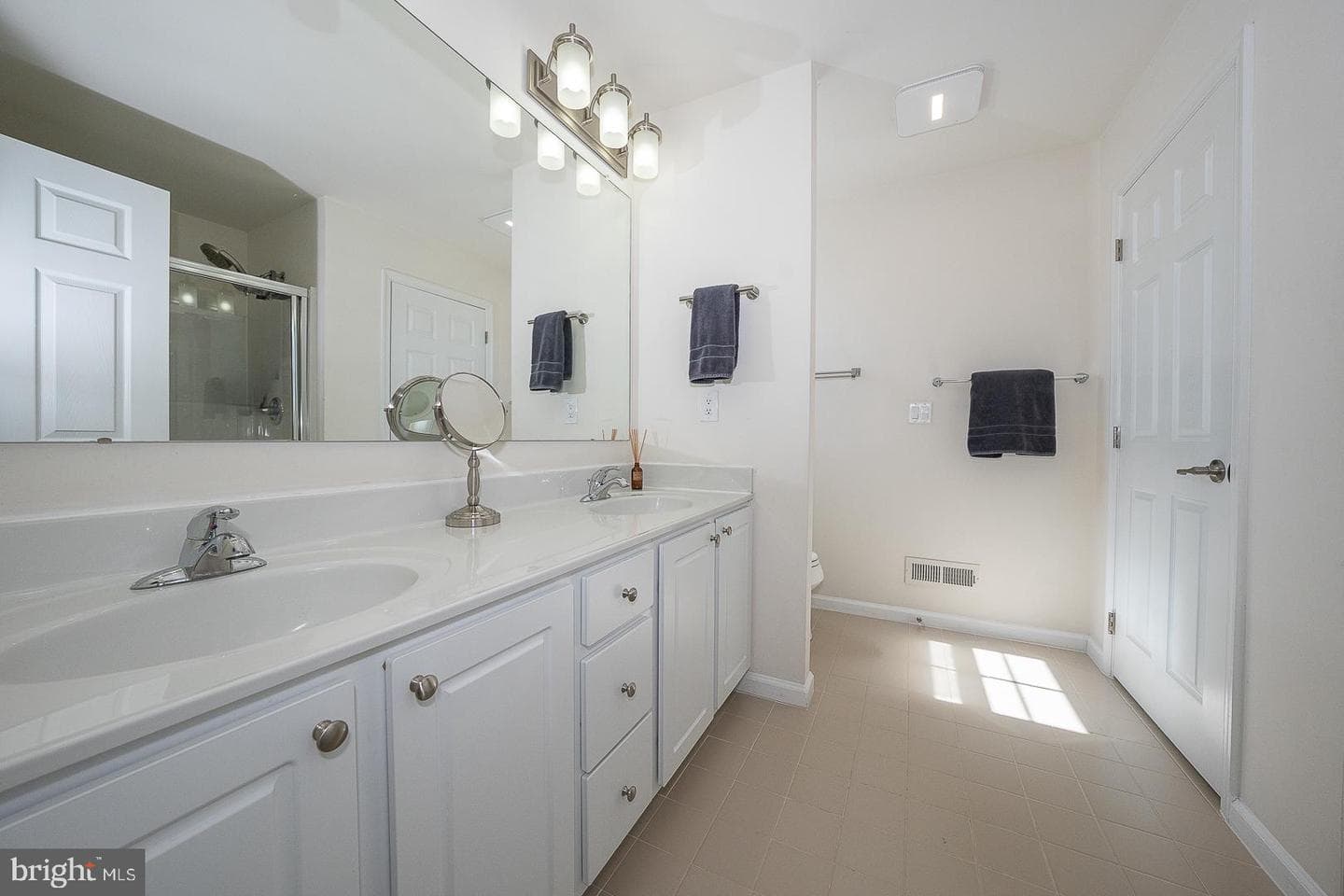 4414 Riverview Lane #28 photo 16