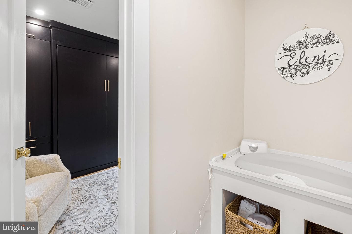 2314 Madison Square photo 31