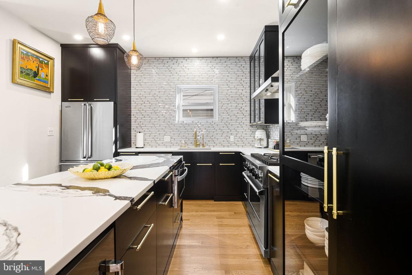 2314 Madison Square photo 6