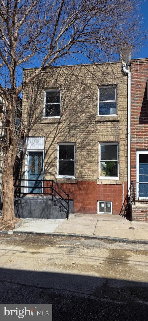 335 Greenwich Street photo 1
