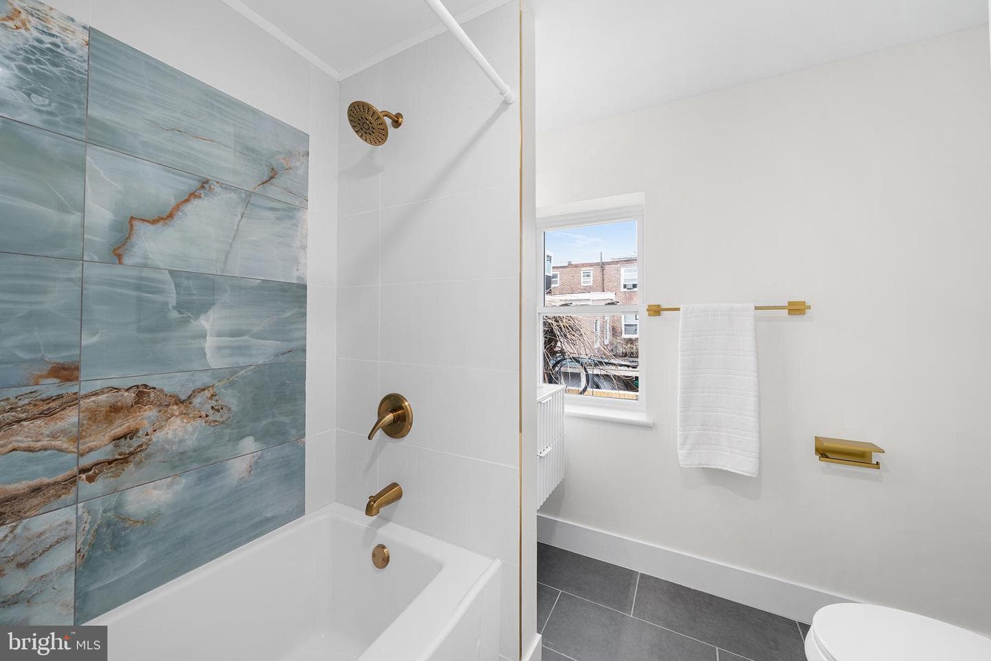 335 Greenwich Street photo 21