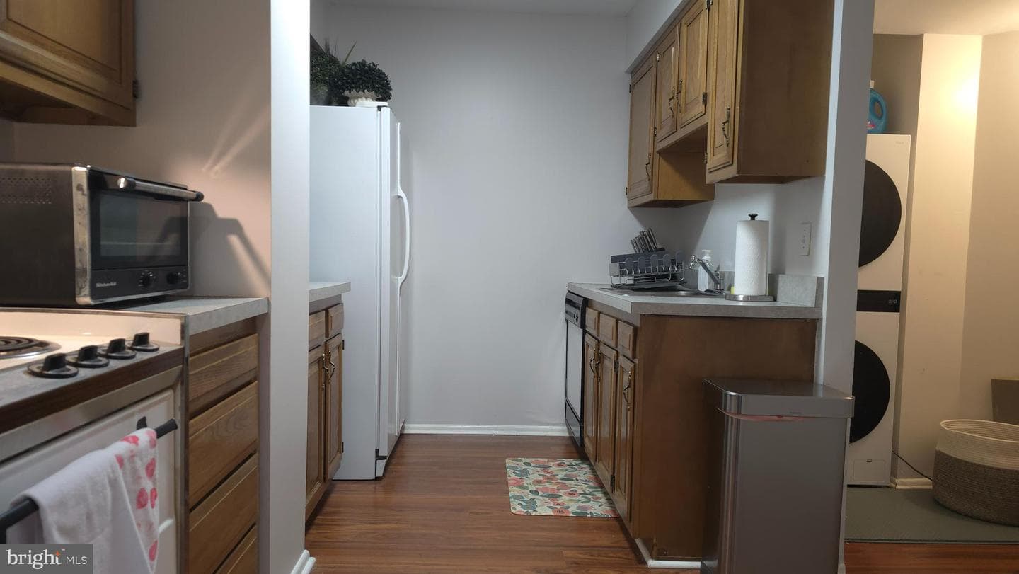 1420 Locust Street #9n photo 10