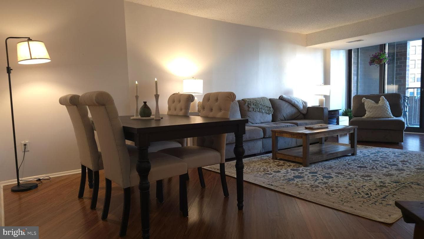 1420 Locust Street #9n photo 7
