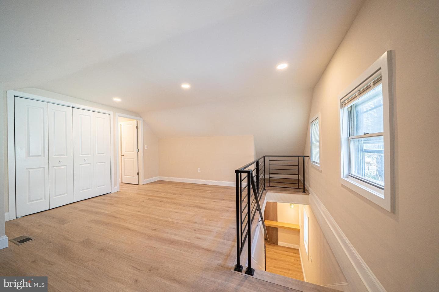 9328 Academy Road photo 13