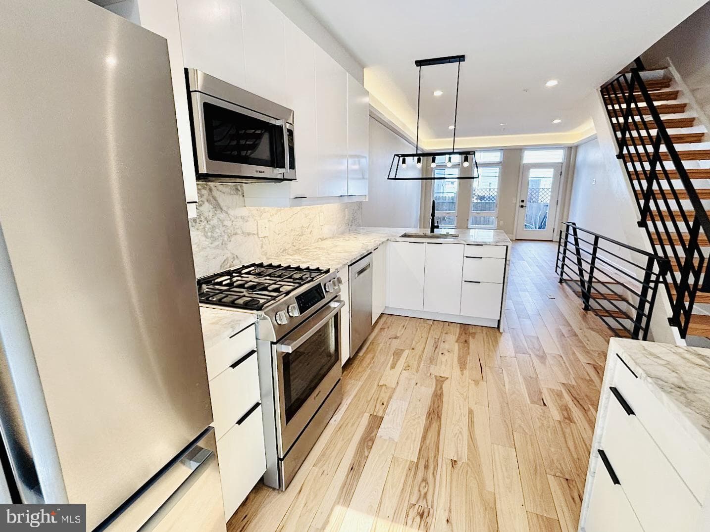 2023 Kimball Street photo 4