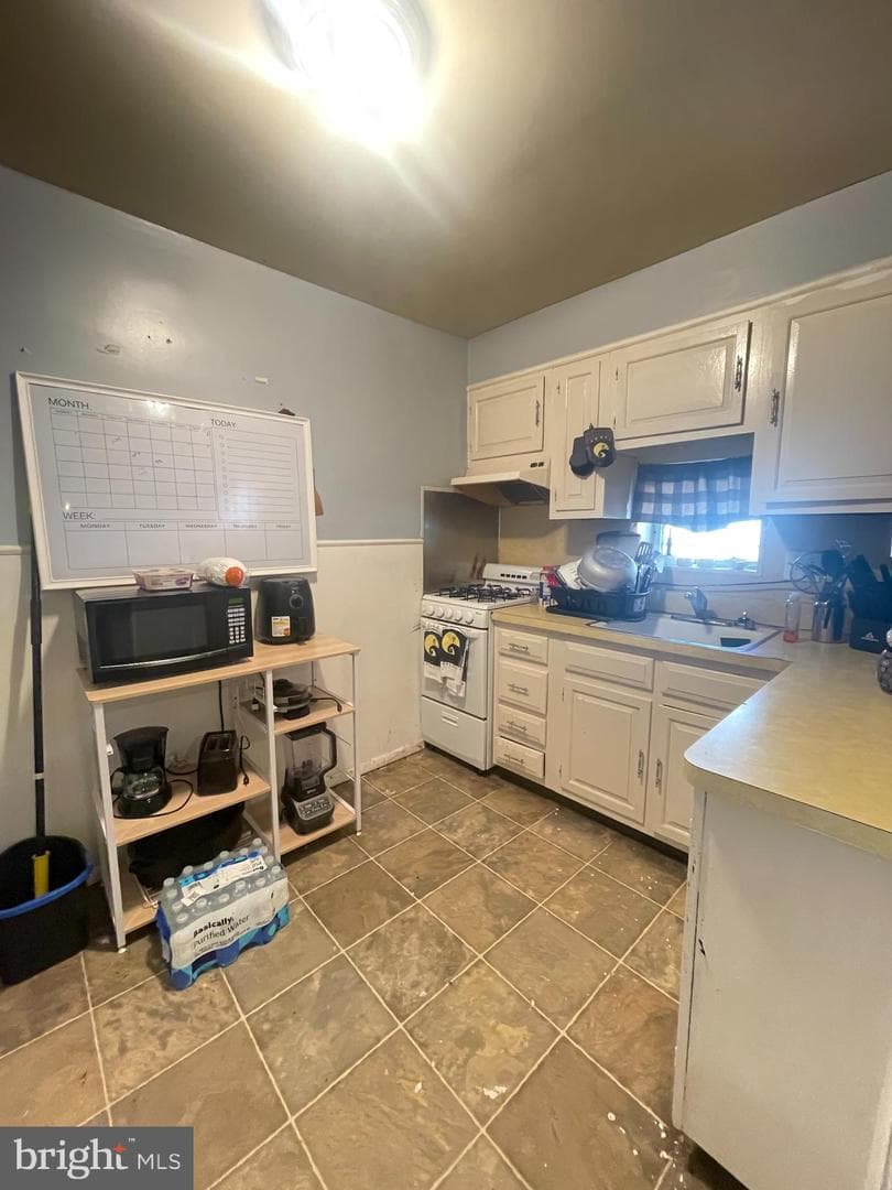 1245 Hale Street photo 7