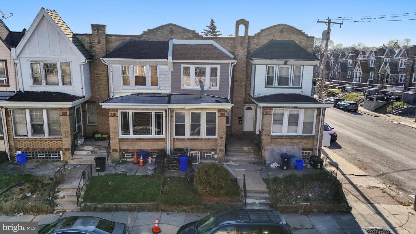 6203 N 17th Street photo 2