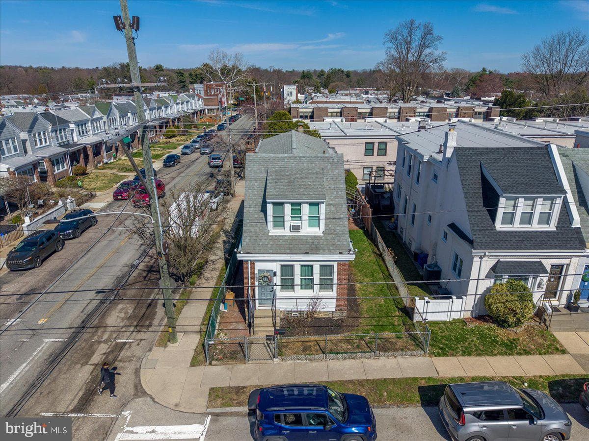 4260 Houghton Street photo 38