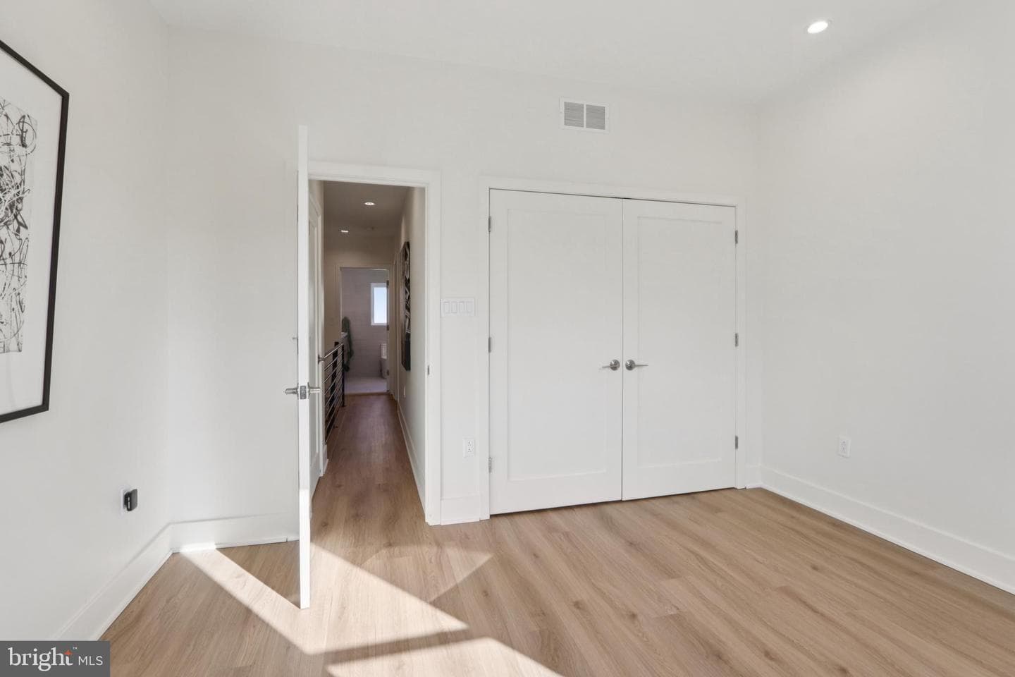 2441 S Clarion Street photo 48
