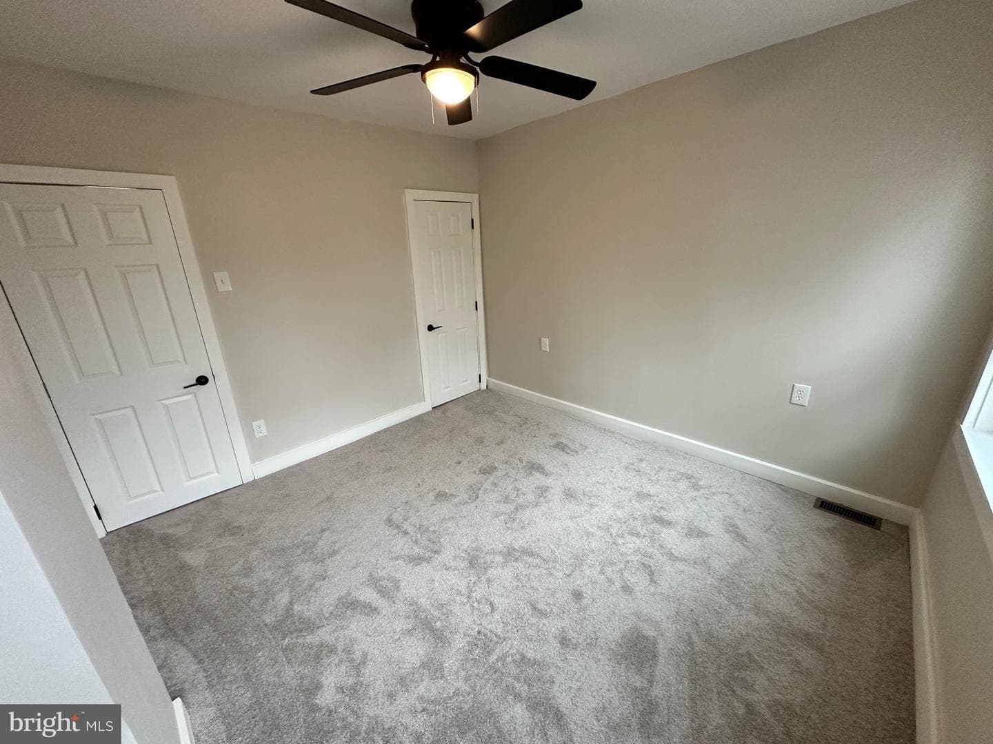 2633 Janney Street photo 15