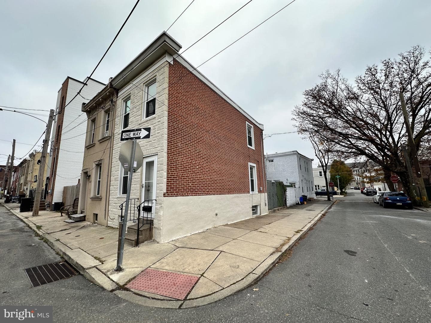 2633 Janney Street photo 3