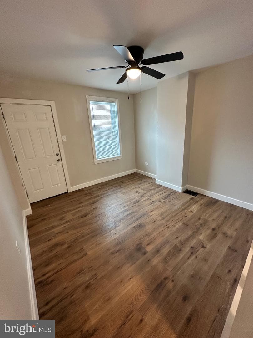 2633 Janney Street photo 8