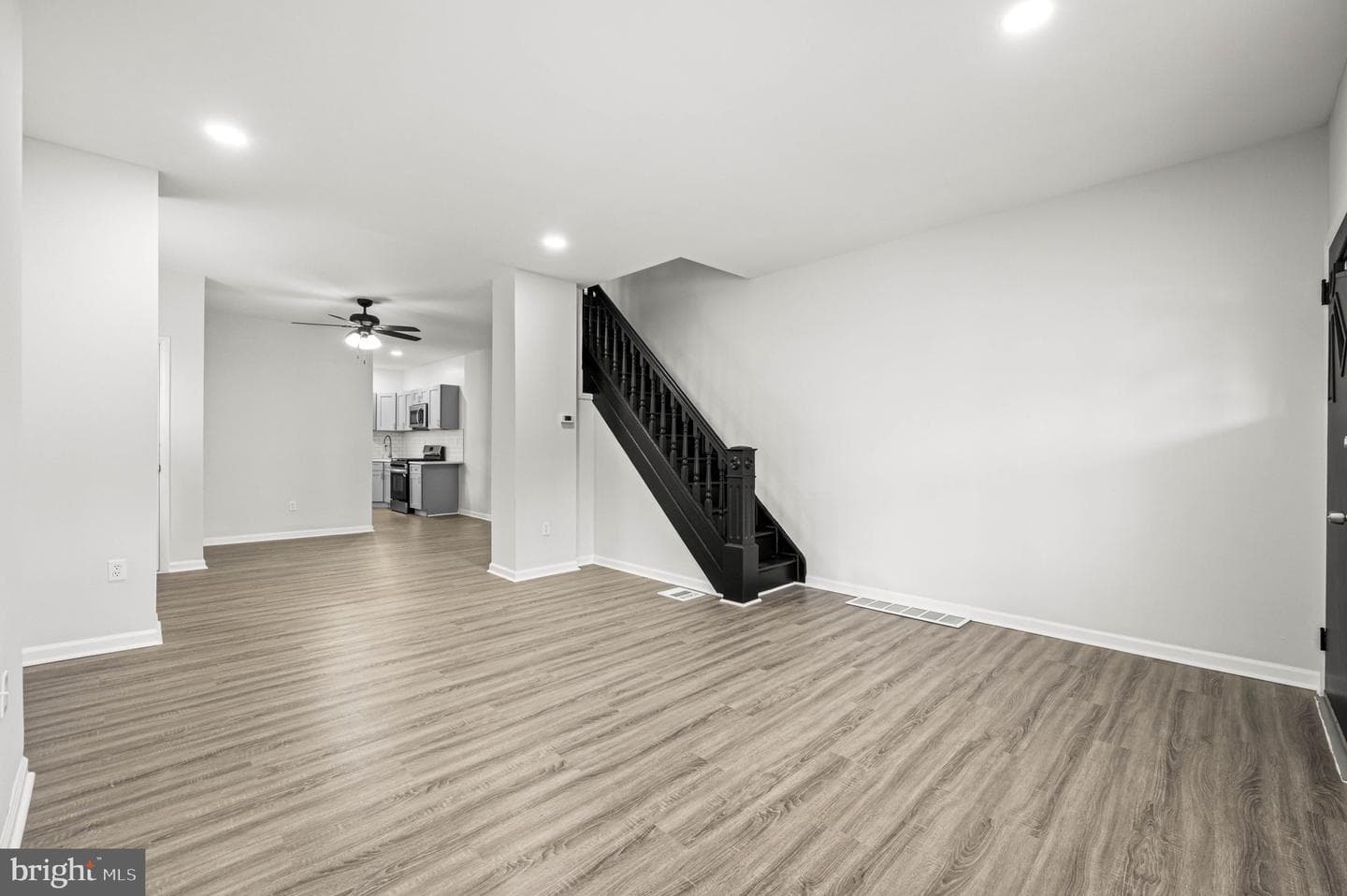 6629 Hegerman Street photo 9