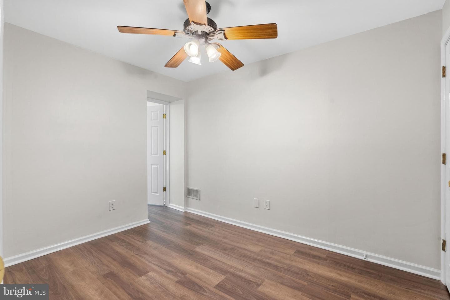 3315 Conrad Street photo 23