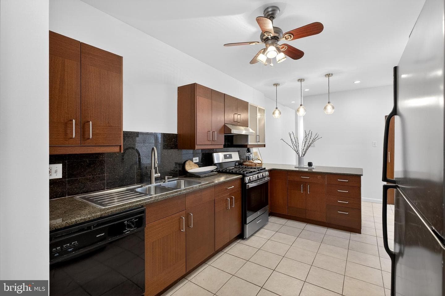 5011 Pentridge Street photo 20