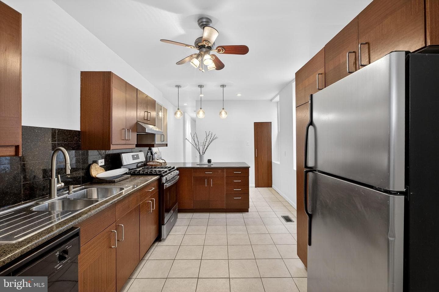 5011 Pentridge Street photo 23