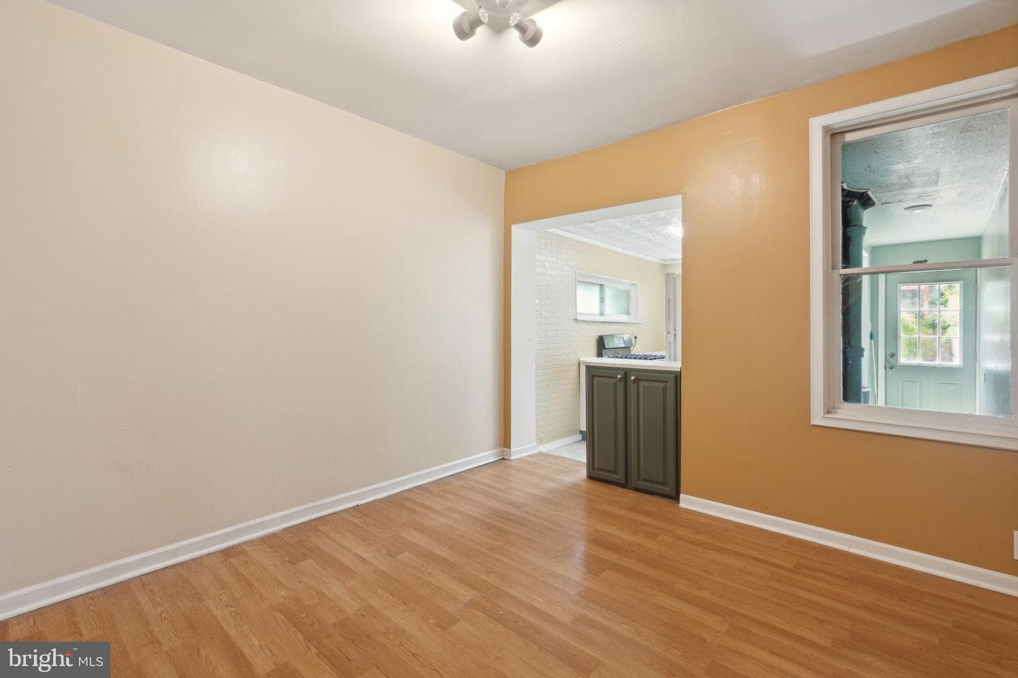 2651 Martha St photo 7