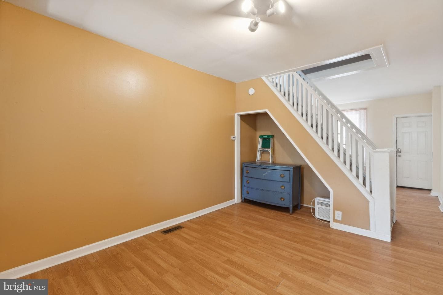 2651 Martha St photo 8