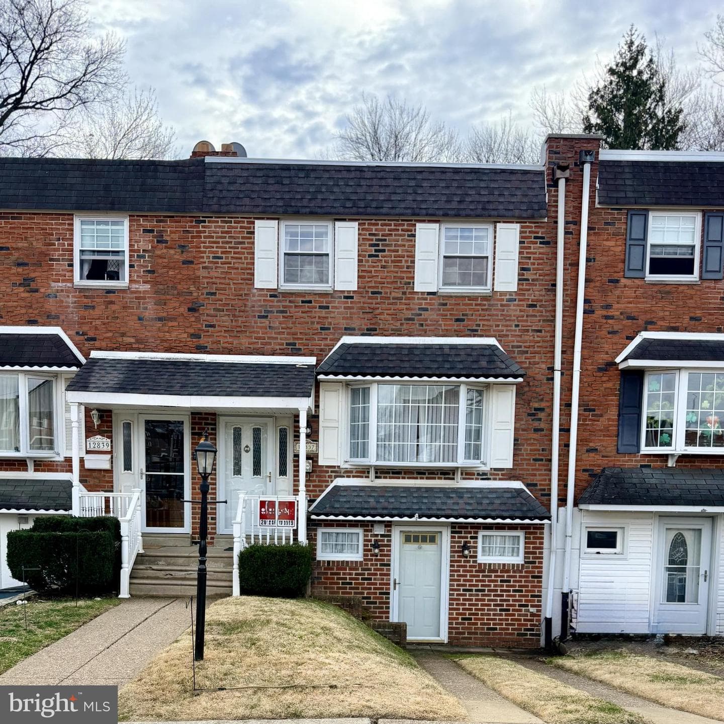 12837 Cabell Road
