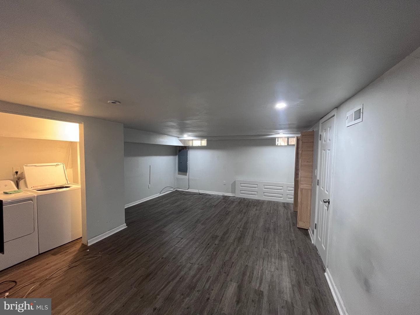 2915 Edgley Street photo 9
