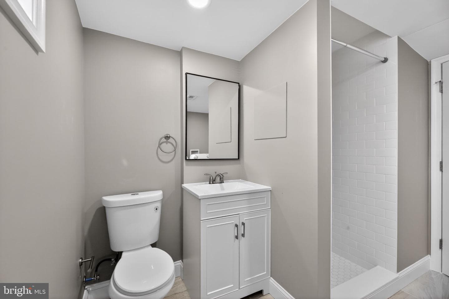 6728 Guyer Avenue photo 23