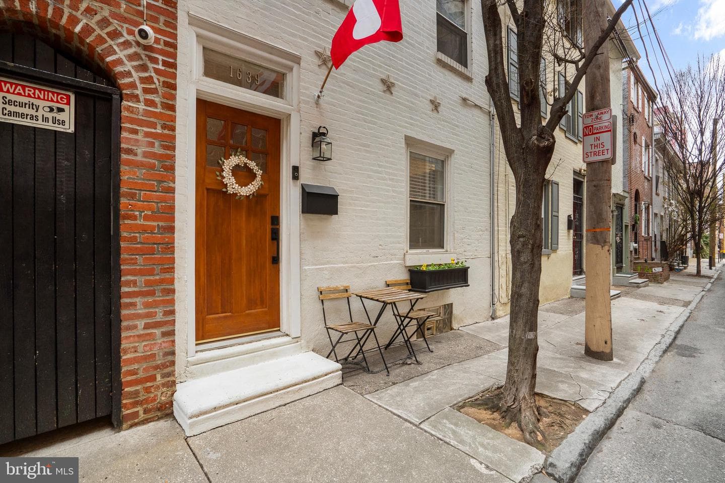 1639 Addison Street photo 15