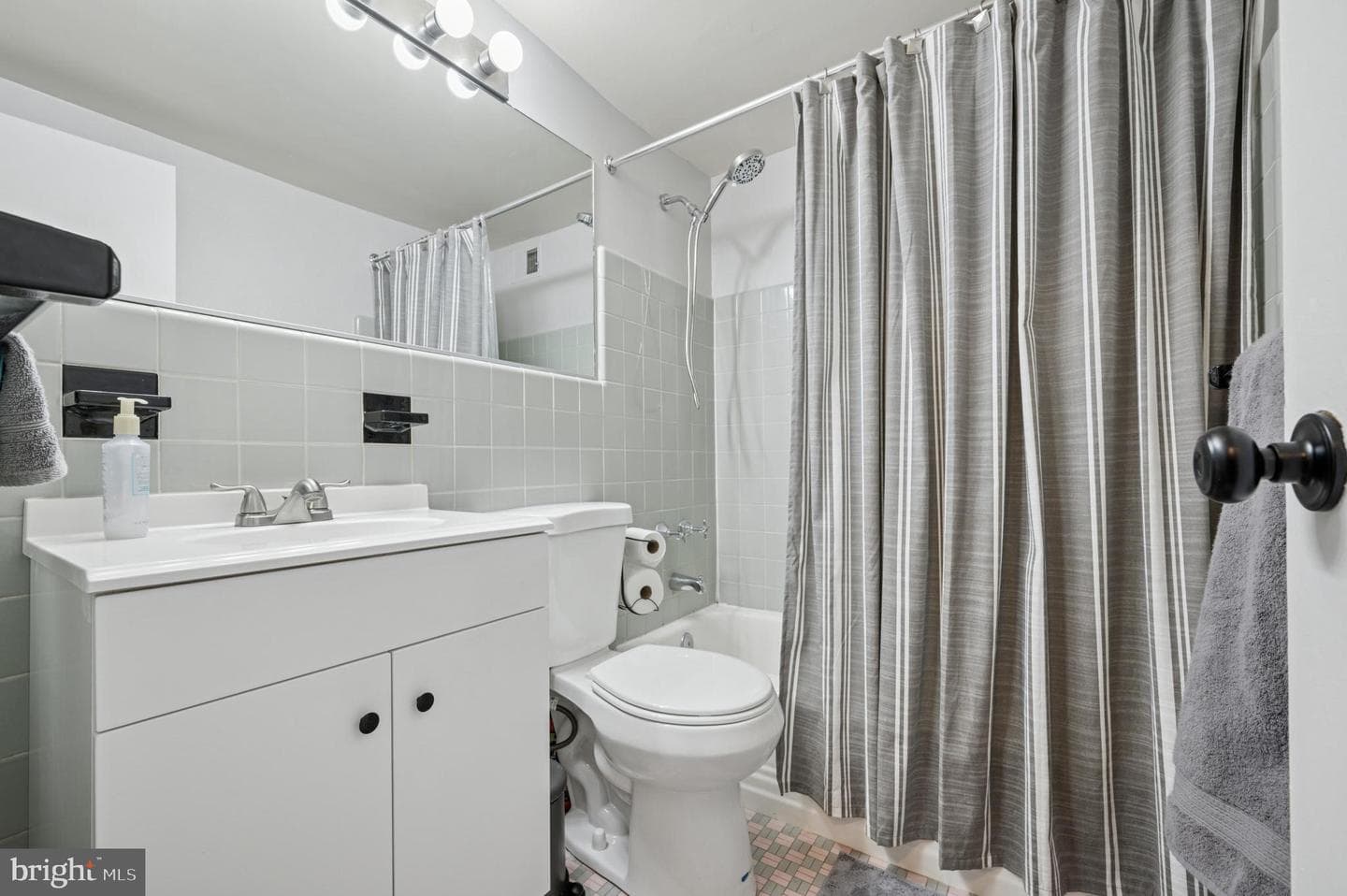 2101 Chestnut Street #1107 photo 13
