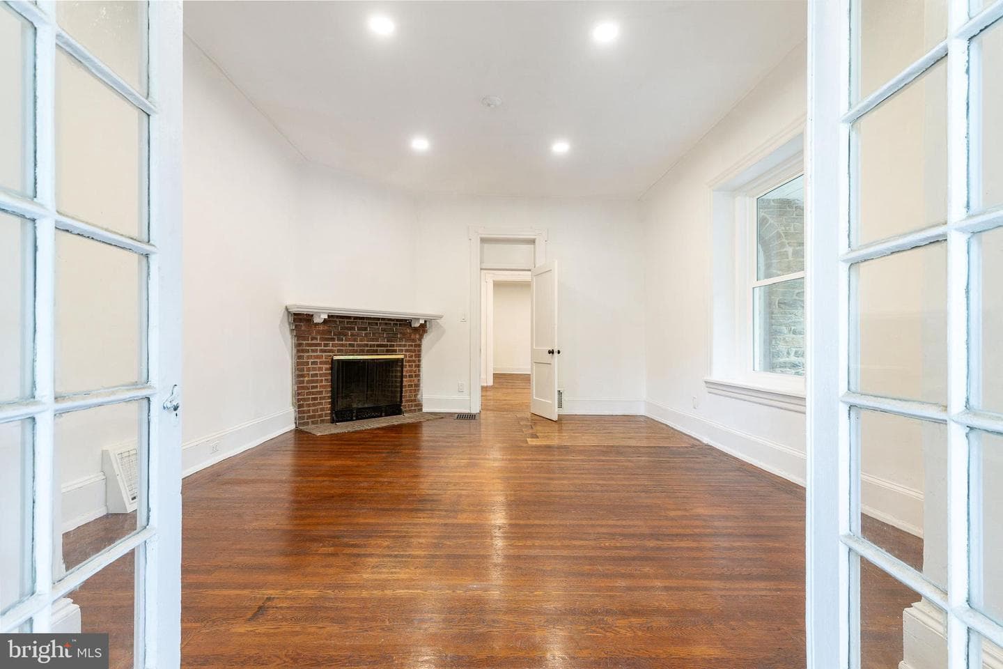 6623 Mccallum Street photo 16