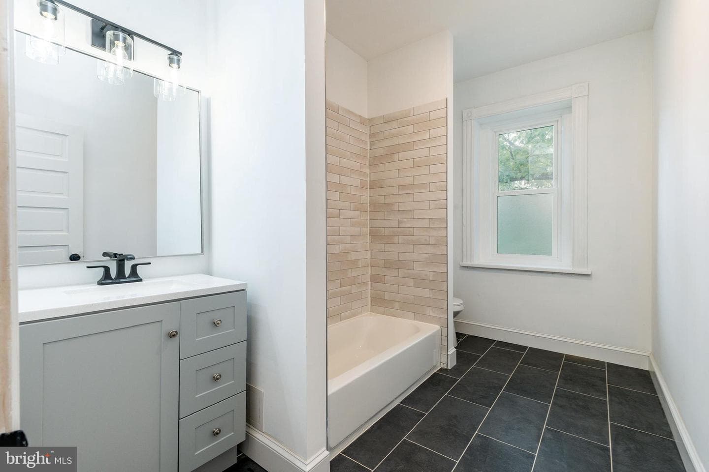 6623 Mccallum Street photo 29