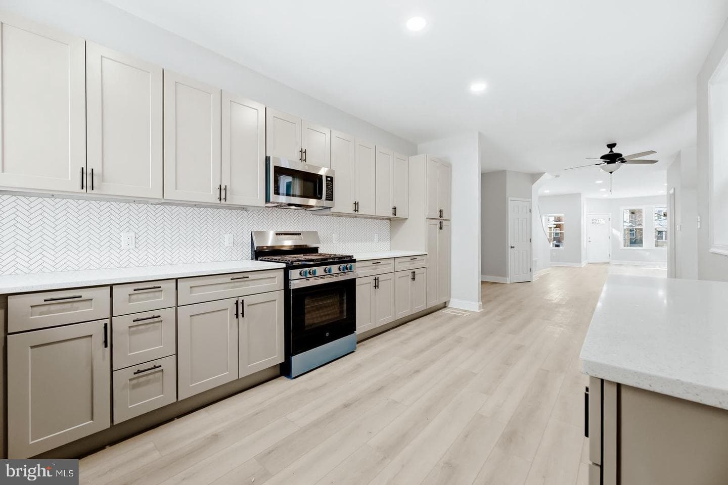 3451 Cottman Avenue photo 11
