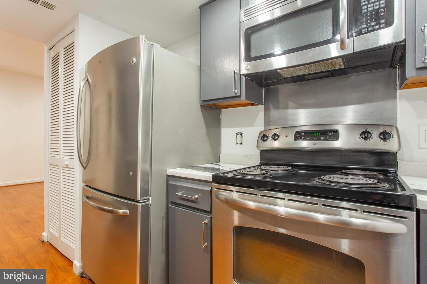 1035 Spruce Street #106 photo 20