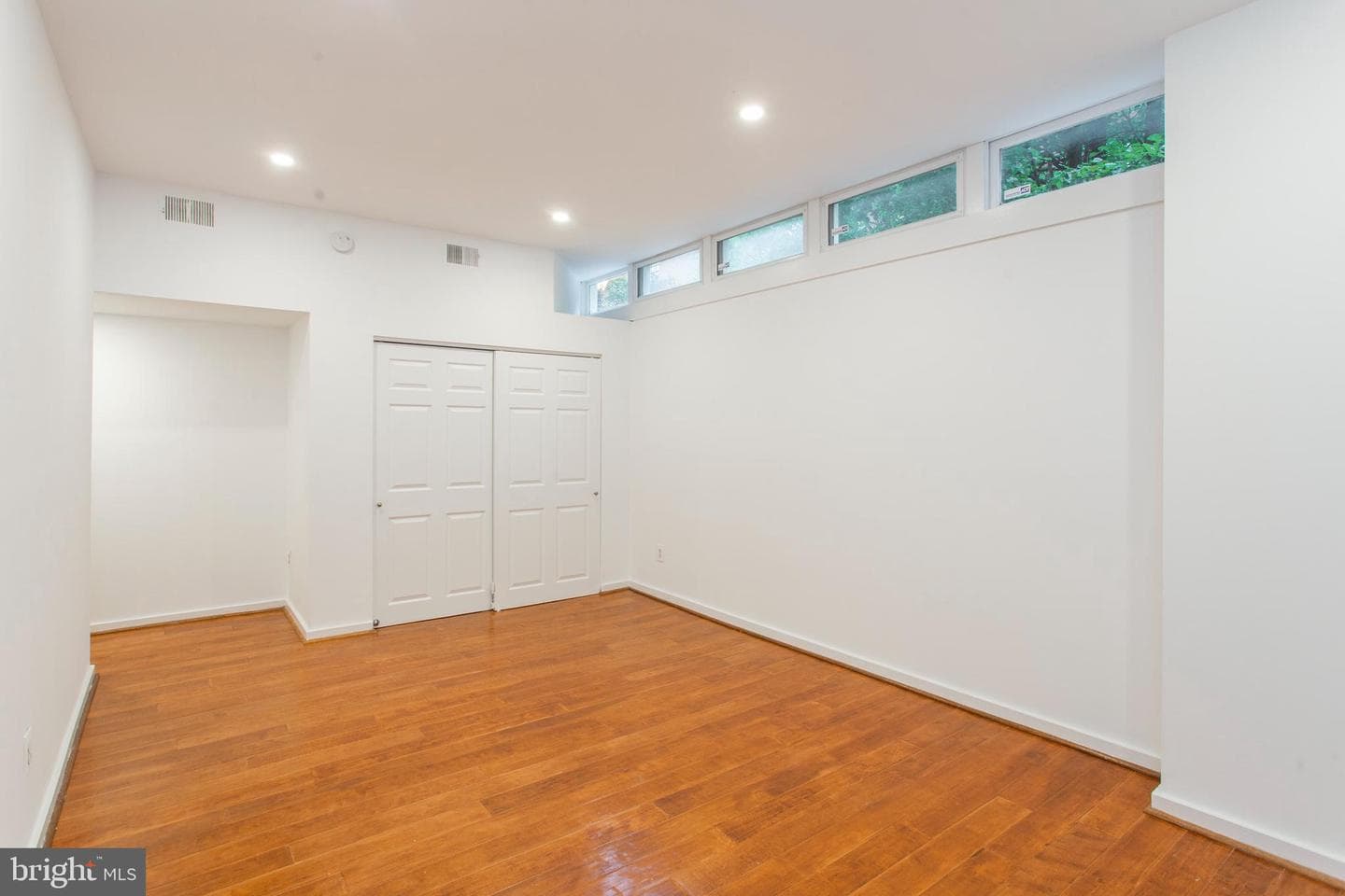 1035 Spruce Street #106 photo 29