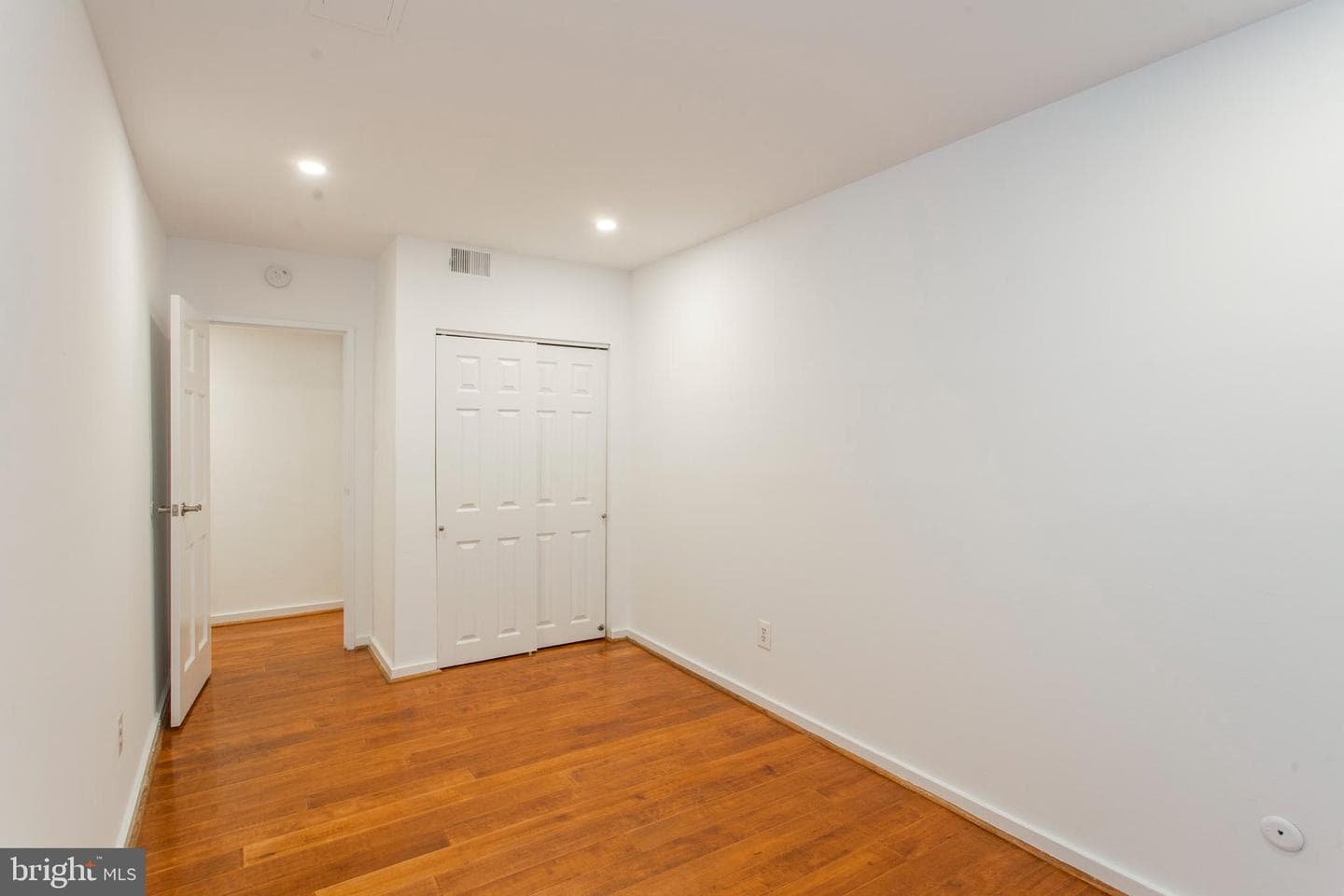 1035 Spruce Street #106 photo 34