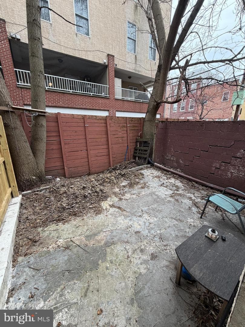 1842 Christian Street photo 35