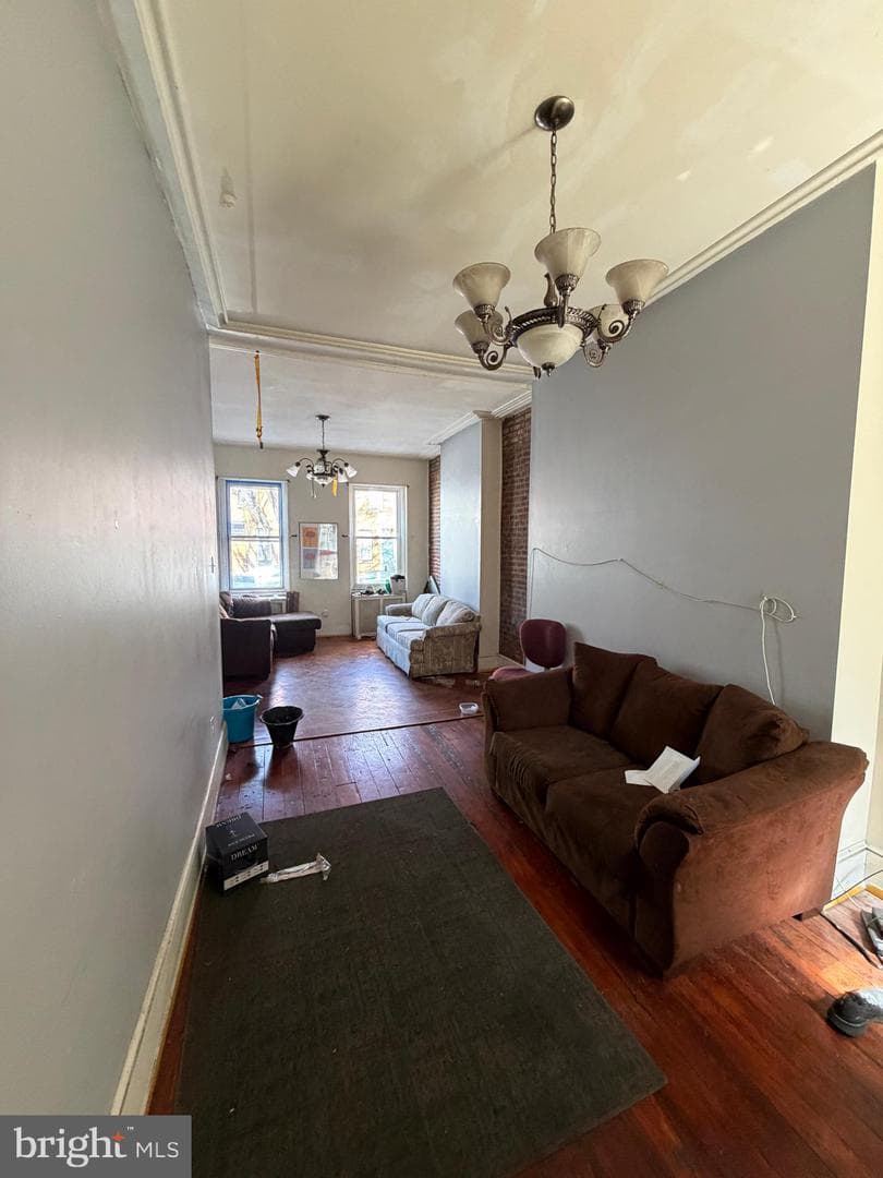 1842 Christian Street photo 8