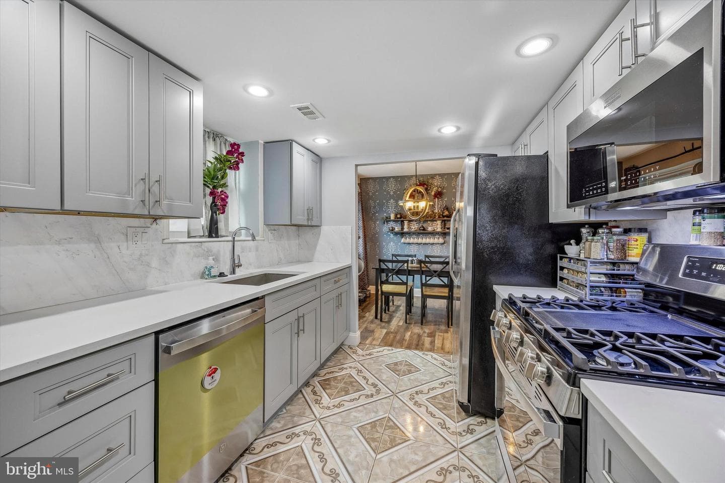 12135 Academy Road #19 photo 8