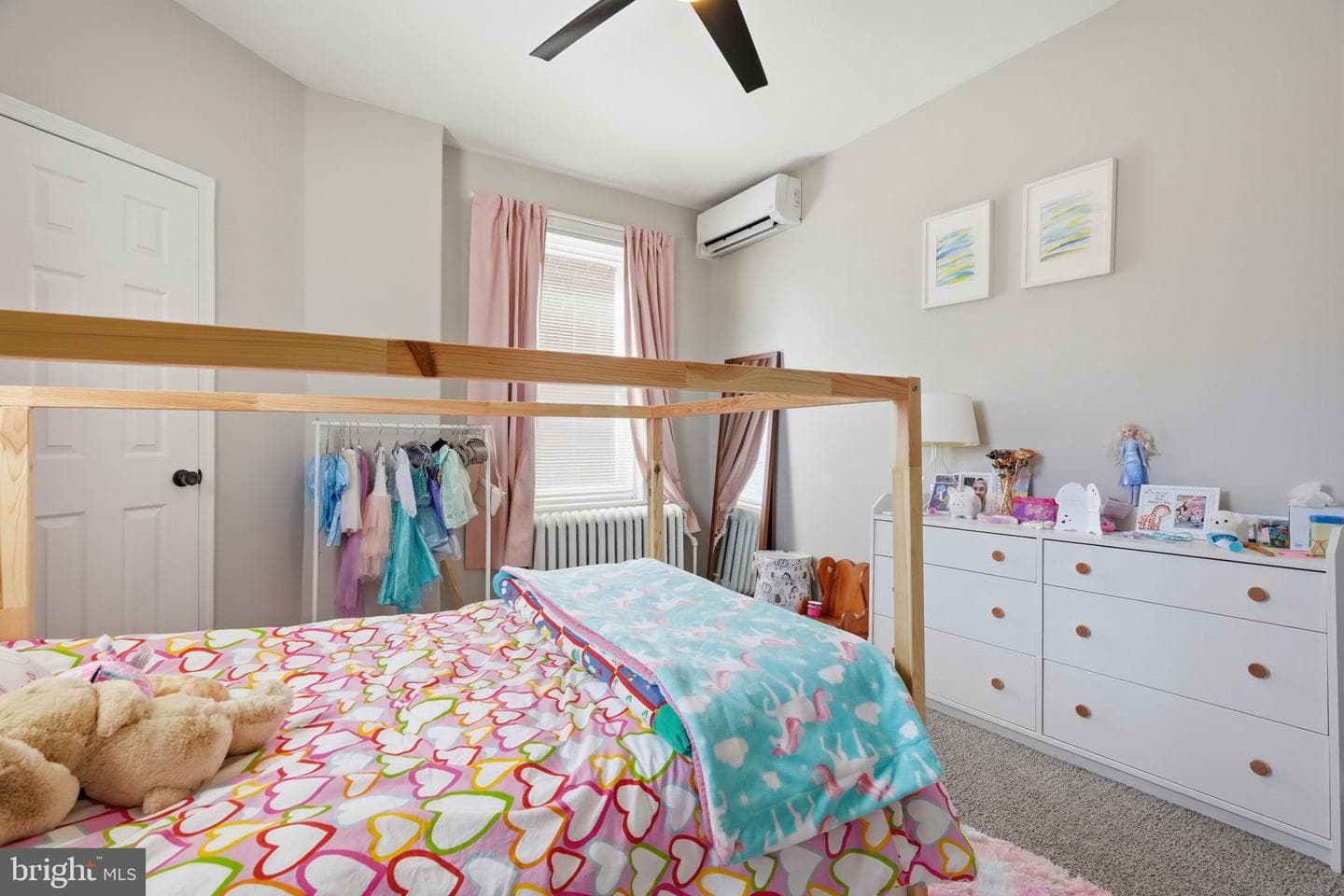 244 E Sydney Street photo 40