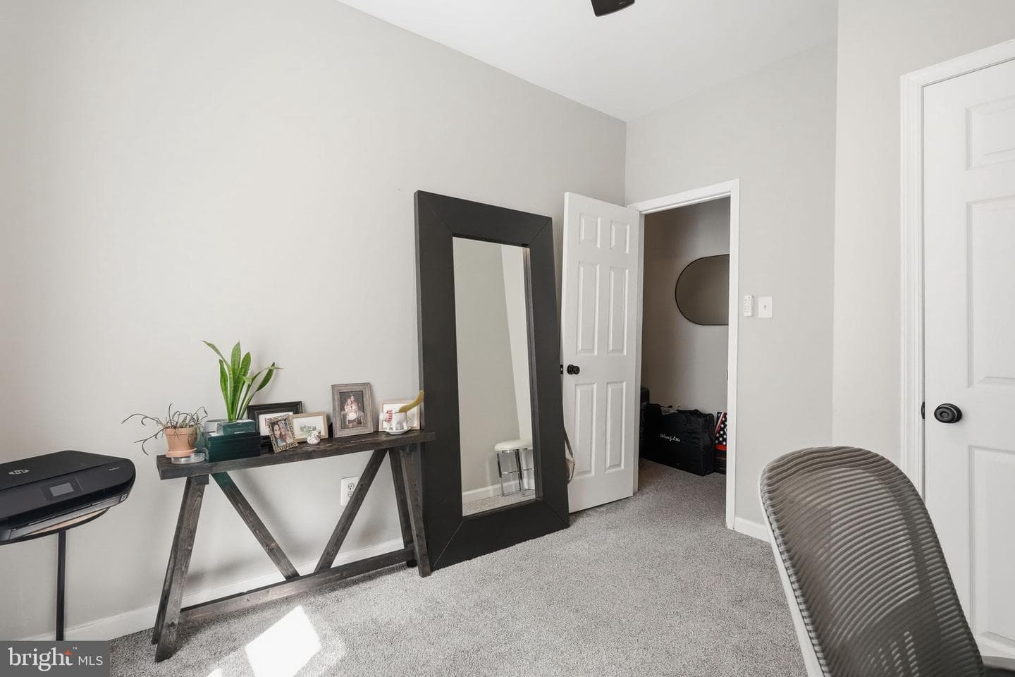 244 E Sydney Street photo 47