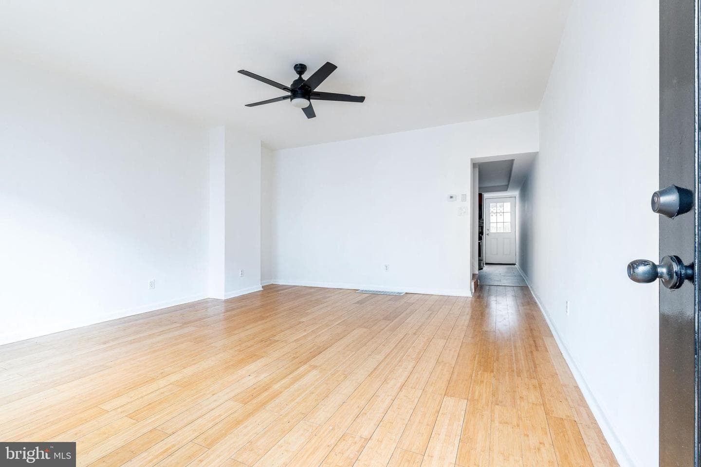 2726 Edgemont Street photo 5