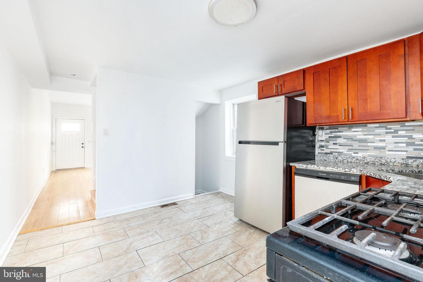 2726 Edgemont Street photo 9