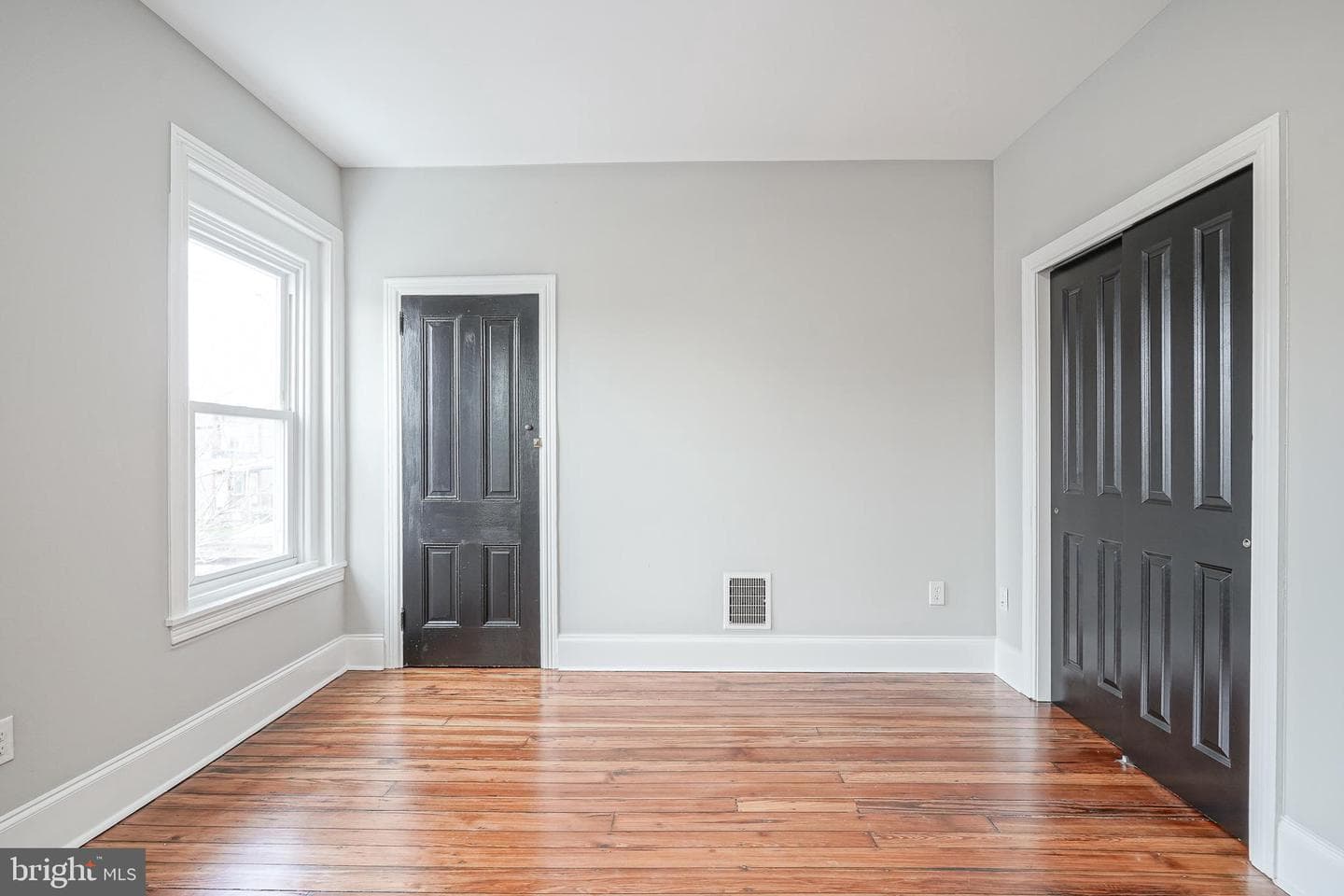 1245 S 49th Street photo 15