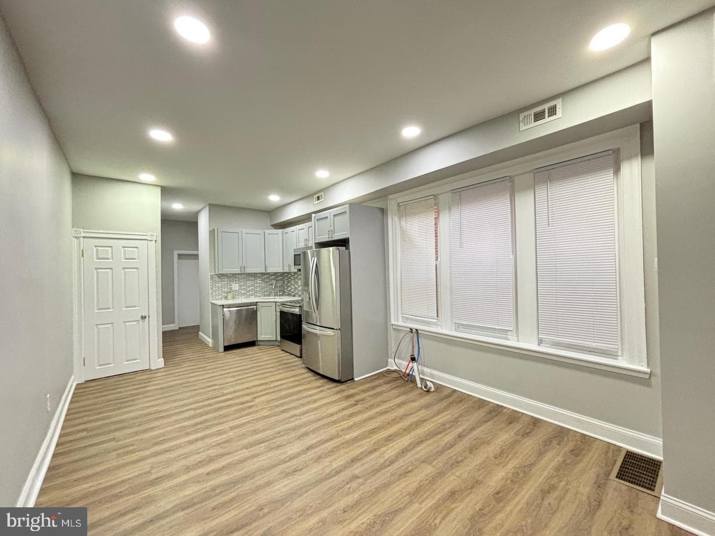 1407 S 54th Street photo 3